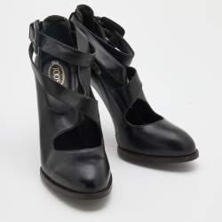 Pre Owned Tod's Black Leather Cross Strap Pumps Size 37.5