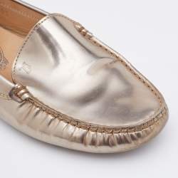 Tod's Light Gold Patent Leather Gommini Slip On Loafers Size 35