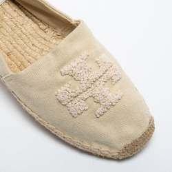 Pre Owned Tory Burch Cream Canvas Espadrille Flats Size 37.5