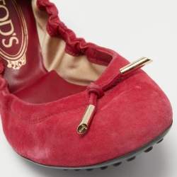 Pre Owned Tod's Pink Suede Scrunch Ballet Flats Size 38.5