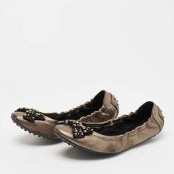 Pre Owned Tod's Metallic Leather Crystal Embellished Bow Scrunch Ballet Flats Size 41