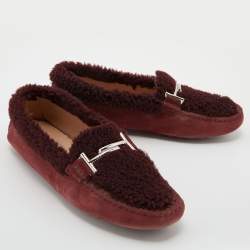 Pre Owned Tod's Burgundy Shealing Fur and Suede Double T Slip On Loafers Size 39