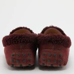 Pre Owned Tod's Burgundy Shealing Fur and Suede Double T Slip On Loafers Size 39