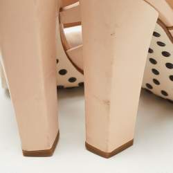 مملوكة مسبقًا Tod's Beige Leather Fringe Detail Ankle Strap Sandals Size 39