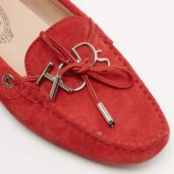 Pre Owned Tod's Red Suede Logo Charm Bow Loafers Size 37.5