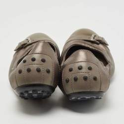 Pre Owned Tod's Two Tone Leather and Patent Cap Toe Scrunch Ballet Flats Size 38