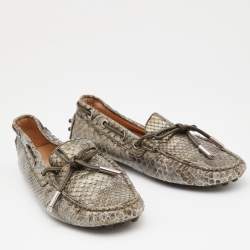 Pre Owned Tod's Metallic Python Bow Slip On Loafers Size 35
