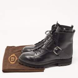 مملوكة مسبقًا Tod's Black Leather Buckle Strap Ankle Boots Size 41