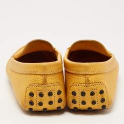 مملوكة مسبقًا Tod's Yellow Leather Penny Loafers Size 38