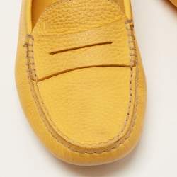 مملوكة مسبقًا Tod's Yellow Leather Penny Loafers Size 38