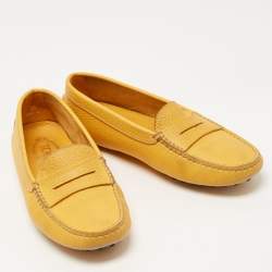 مملوكة مسبقًا Tod's Yellow Leather Penny Loafers Size 38