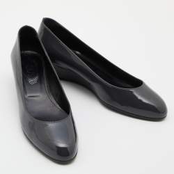 Pre Owned Tod's Grey Patent Leather Wedge Pumps Size 37