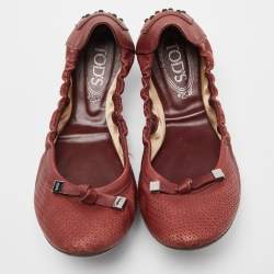 Pre Owned Tod's Burgundy Leather Bow Scrunch Ballet Flats 41
