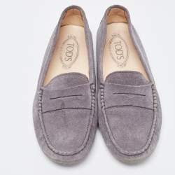 Pre Owned Tod's Grey Suede Gommino Loafers Size 40