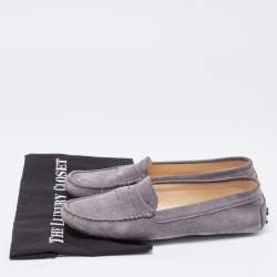 Pre Owned Tod's Grey Suede Gommino Loafers Size 40