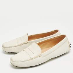 Pre Owned Tod's Cream Leather Gommino Slip On Loafers Size 39