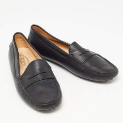Pre Owned Tod's Black Leather Slip On loafers Size 39