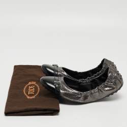 Tod's Sliver/Black Textured Suede and Leather Buckle Detail Scrunch Ballet Flats Size 38