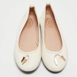 Pre Owned Tod's Off White Leather Studded Ballet Flats Size 39