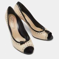 Tod's Cream/Black Brogue Patent and Leather Tassel Peep Toe Pumps Size 39.5