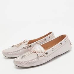 Pre Owned Tod's Pink/Silver Nubuck Leather Bow Loafers Size 41