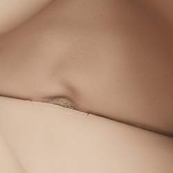 Pre Owned Tom Ford Beige Leather Turnlock Compact Wallet