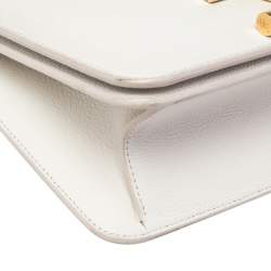 مملوكة مسبقًا حقيبة كتف توم فورد تارا جلد أبيض ذات سلسلة