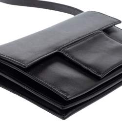 مملوكة مسبقًا  Tom Ford Black Leather Flap Crossbody Bag