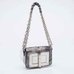 مملوكة مسبقًا حقيبة كتف توم فورد ناتاليا جلد ثعبان فضي ميتالك بسلسلة صغيرة