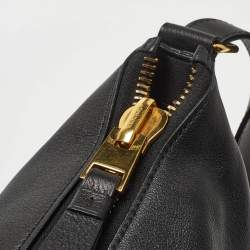 Pre Owned Tom Ford Black Leather Zip Around Shoulder Bag