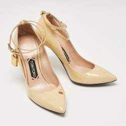 Tom Ford Beige Patent Leather Padlock Pumps Size 39.5