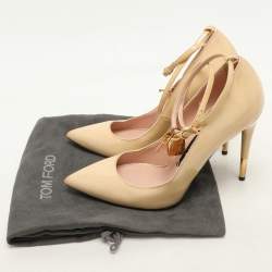 Pre Owned Tom Ford Light Beige Patent Leather Padlock Pumps Size 39.5