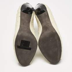 Tom Ford Cream/Black Ostrich Leather Booties Size 39