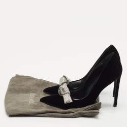 Tom Ford Black Velvet Crystal Embellished Bow Pumps Size 41