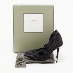 Pre Owned Tom Ford Black Pleated Fabric and Leather Ankle Tie Pumps Size 36