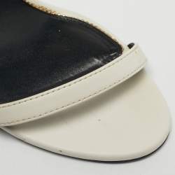 مملوكة مسبقًا Tom Ford White Leather Padlock Chain Ankle Strap Sandals Size 37.5