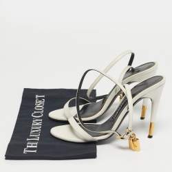 مملوكة مسبقًا Tom Ford White Leather Padlock Chain Ankle Strap Sandals Size 37.5