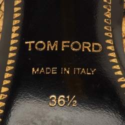 Pre Owned صندل توم فورد جلد ثعبان ذهبي بحزام للكاحل قفل مزين مقاس 36.5