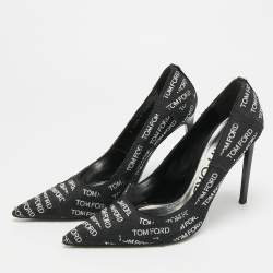 مملوكة مسبقًا Tom Ford Classic T Screw Size 41.5 Black Fabric Pumps
