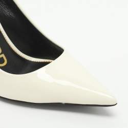 مملوكة مسبقًا حذاء كعب عالي توم فورد جلد أبيض لامع مقدمة مدببة مقاس 36