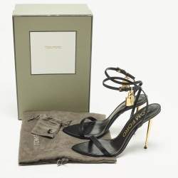 Pre Owned صندل توم فورد سيلفر جلد براءة اختراع سوار كاحل سلسلة قفل مقاس 36