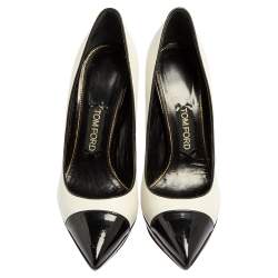 Pre Owned حذاء كعب عالي توم فورد مقدمة مدببة غطاء مقدمة جلد وجلد لامع أسود/ أبيض مقاس 39.5