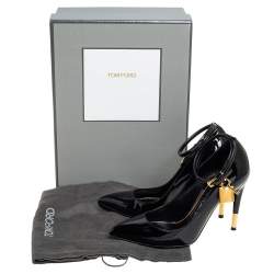 مملوكة مسبقًا Tom Ford Black Patent Leather Padlock Pointed Toe Pumps Size 36