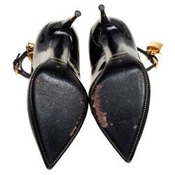 مملوكة مسبقًا Tom Ford Black Patent Leather Padlock Pointed Toe Pumps Size 36