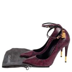 مملوكة مسبقًا Tom Ford Purple Python Padlock Ankle Wrap Pointed Toe Pumps Size 41