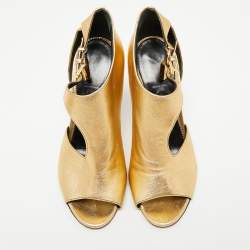 Pre Owned Tom Ford Gold Leather Padlock Ankle-Wrap Booties Size 37