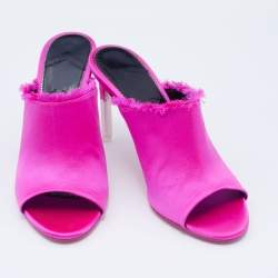 Pre Owned Tom Ford Pink Satin Open Toe Sandals Size 36