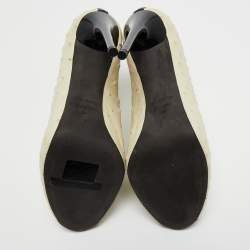 Tom Ford Cream/Black Ostrich Leather Booties Size 39