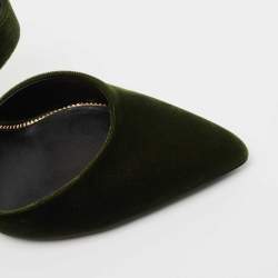 Pre Owned Tom Ford Green Velvet and Satin Ankle Strap Pumps Size 38