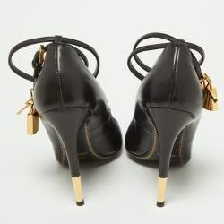 Tom Ford Black Leather Padlock Ankle Wrap Pumps Size 37